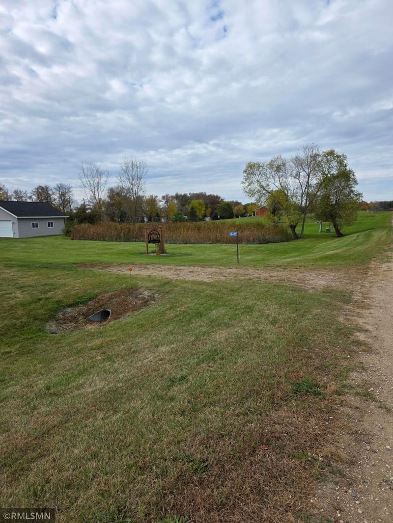 18443 Basswood Beach Dr NW, Evansville, MN 56326