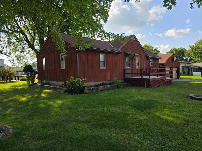 103 Hazelwood Ave, New Ulm, MN 56073