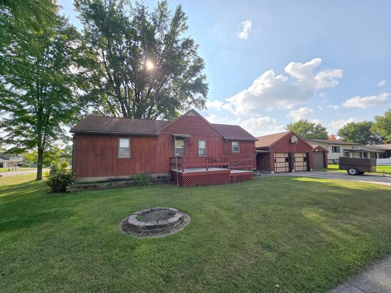 103 Hazelwood Ave, New Ulm, MN 56073