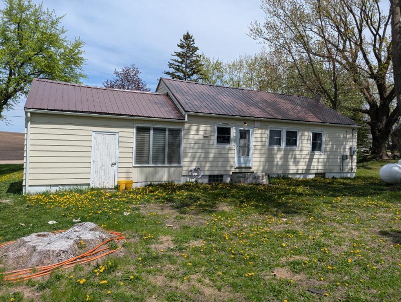 908 W State St, Kiester, MN 56051