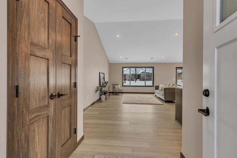129 Highlands Blvd, Melrose, MN 56352