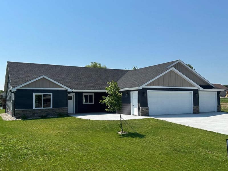 129 Highlands Blvd, Melrose, MN 56352
