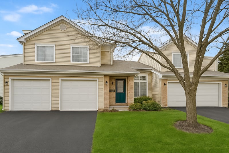 15329 Greenhaven Ln #102, Burnsville, MN 55306