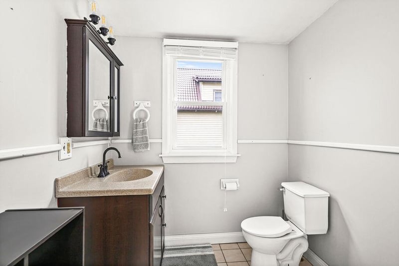 3 W Linden St, Duluth, MN 55811