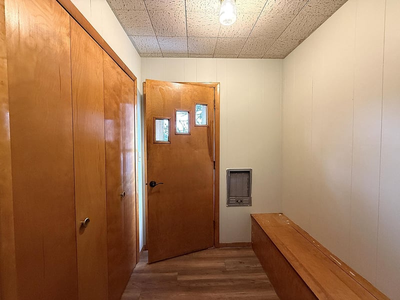 409 W 3rd St, Madison, MN 56256