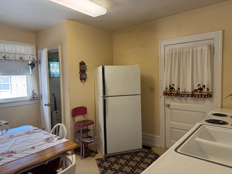 221 N Minnesota St, Crookston, MN 56716
