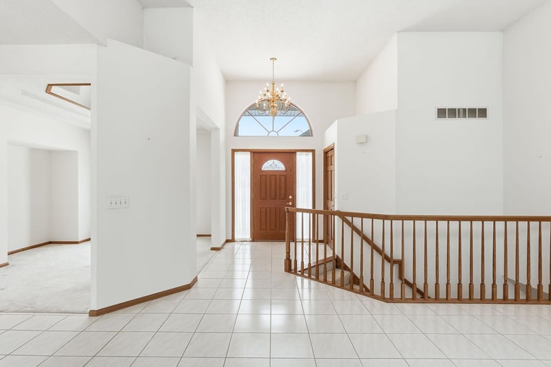 2510 Wexford Ct, New Brighton, MN 55112