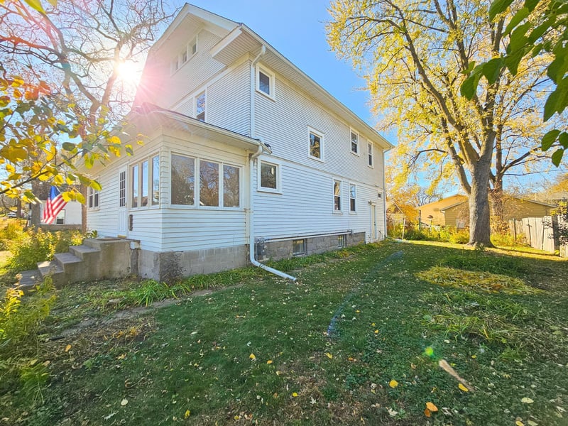 526 S Minnesota St, Redwood Falls, MN 56283