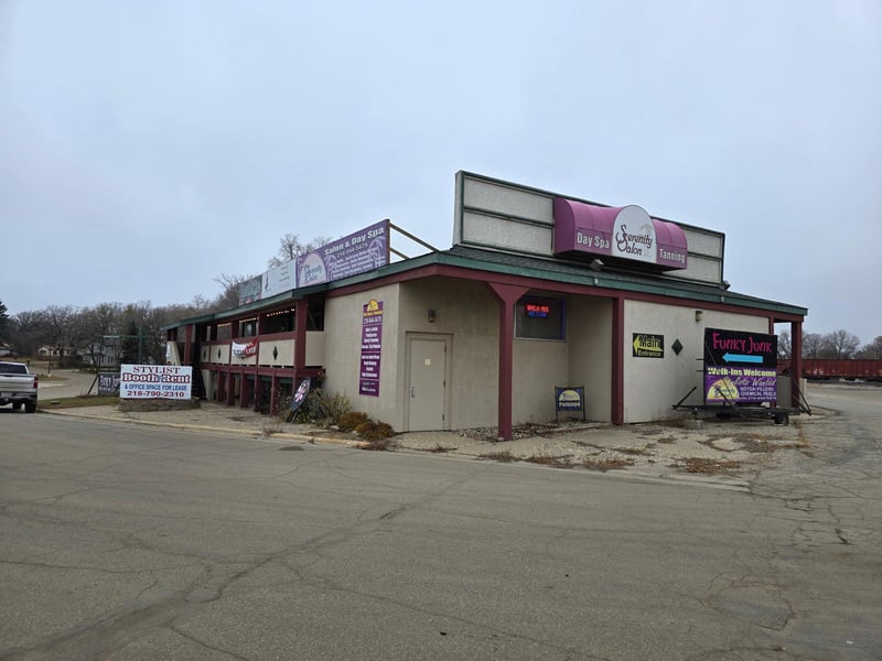 514 Summit Ave, Detroit Lakes, MN 56501