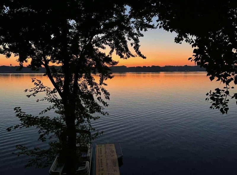 5134 E Eagle Lake Rd, Willmar, MN 56201