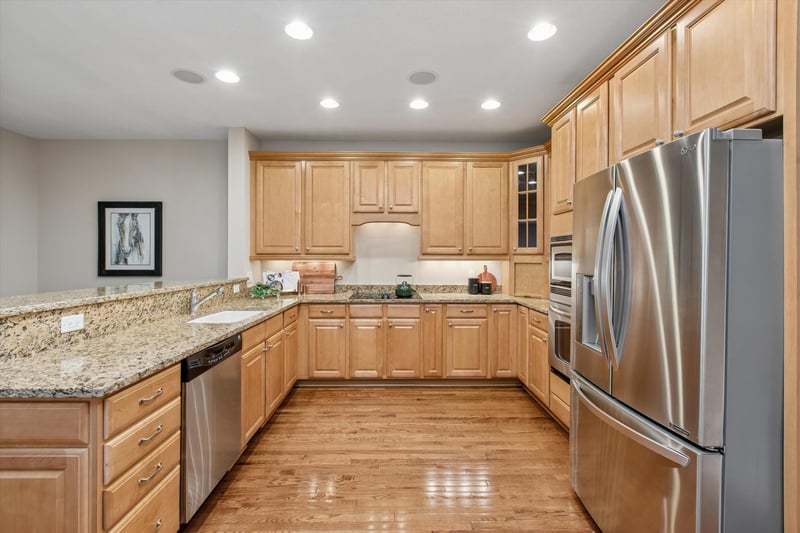 4902 Steeplechase Ct #35, Eagan, MN 55122