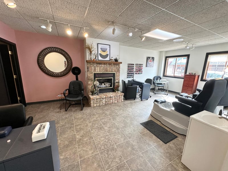 128 Union St S, Mora, MN 55051