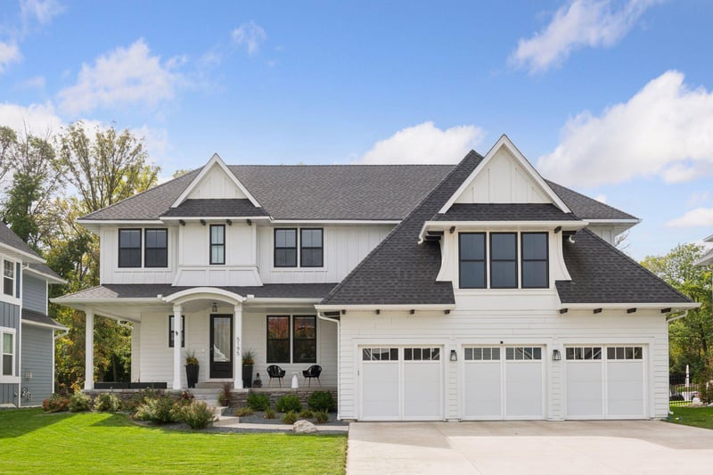 5195 Ranchview Ln N, Plymouth, MN 55446