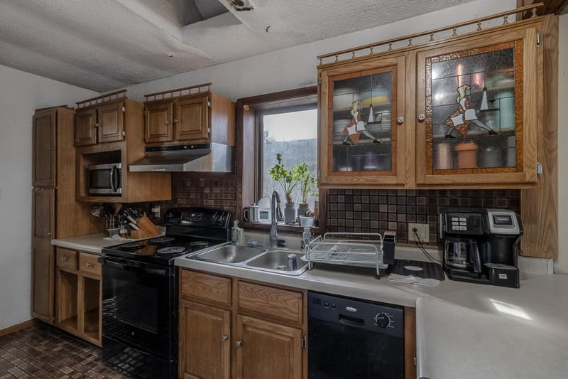 521 Webster Ave, North Mankato, MN 56003