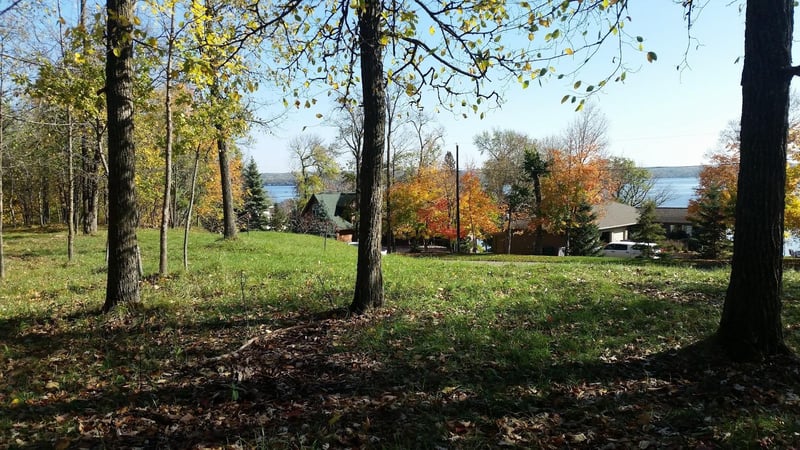 897 White Clover Beach Rd, Detroit Lakes, MN 56501