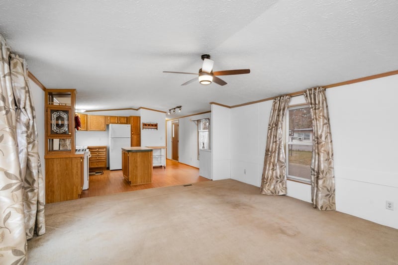 38725 12th Ave #83, North Branch, MN 55056