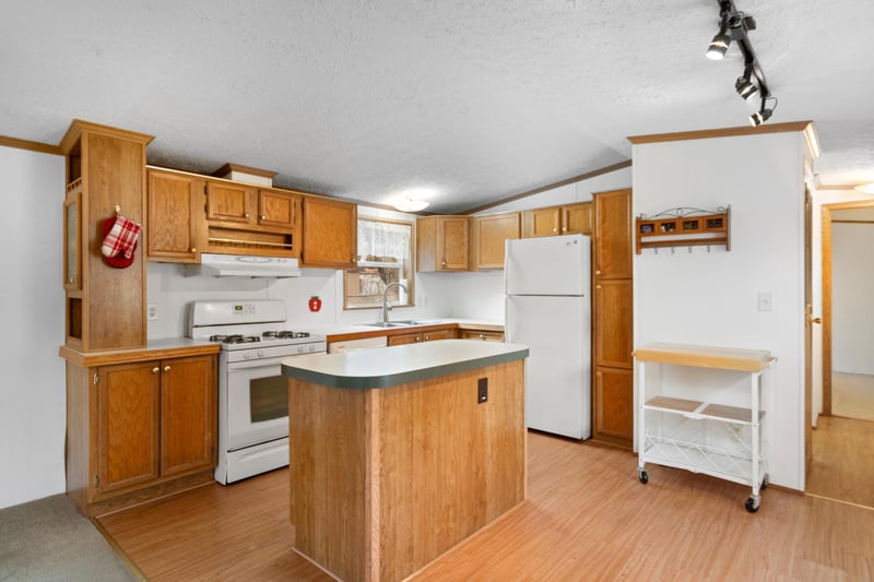 38725 12th Ave #83, North Branch, MN 55056