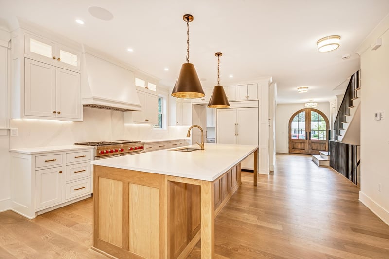 5241 Danens Dr, Edina, MN 55439