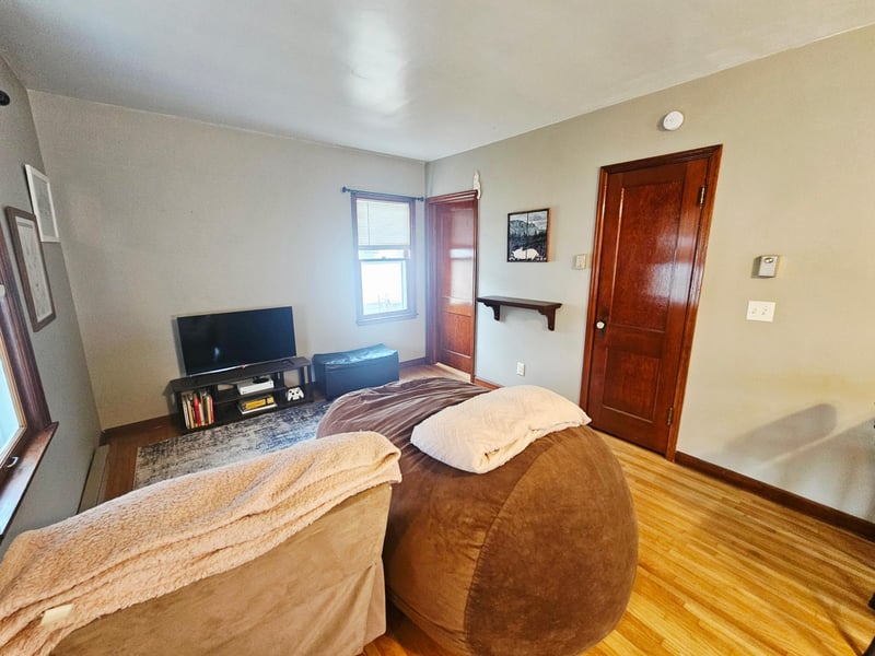 212 N 10th St, Montevideo, MN 56265