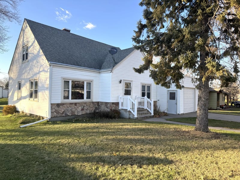 19231 Ash Ave, Pierz, MN 56364