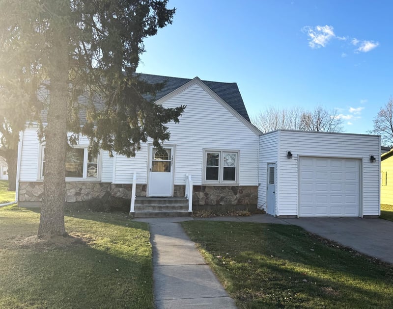 19231 Ash Ave, Pierz, MN 56364