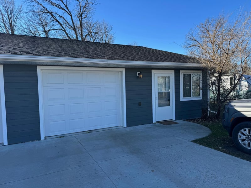 204 W Poplar Ave #B, Badger, MN 56714
