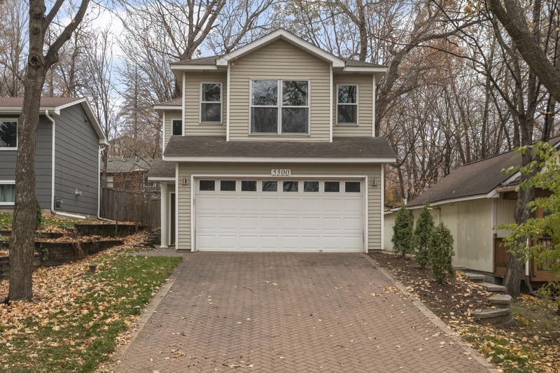5300 Edsall Rd, Minnetrista, MN 55364