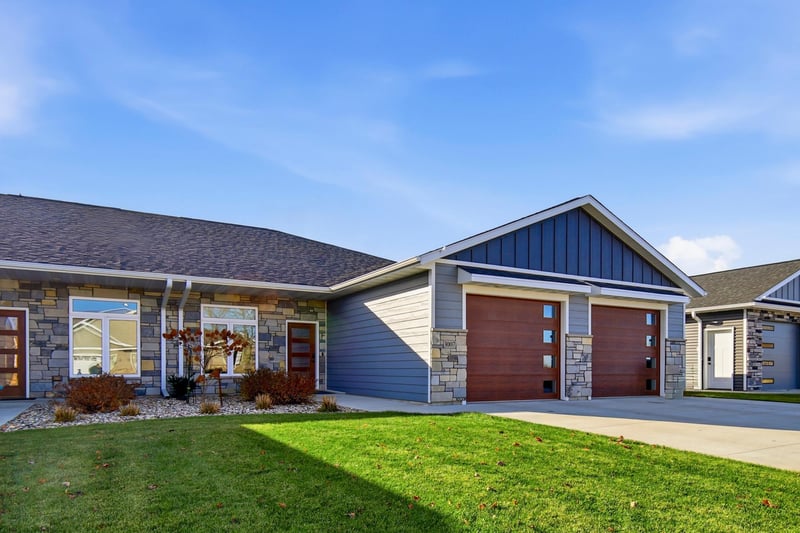 3007 15th Ave SW, Austin, MN 55912
