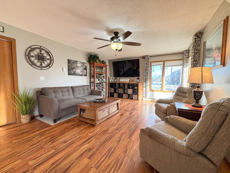 207 Prairie Ave, Brandon, MN 56315