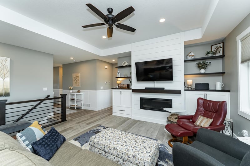 1667 Brandt Dr NE, Byron, MN 55920