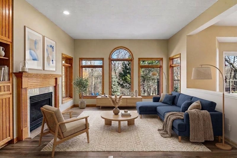 16870 Creek Ridge Trl, Minnetonka, MN 55345