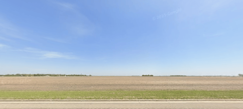 2300 45th St S, Moorhead, MN 56560