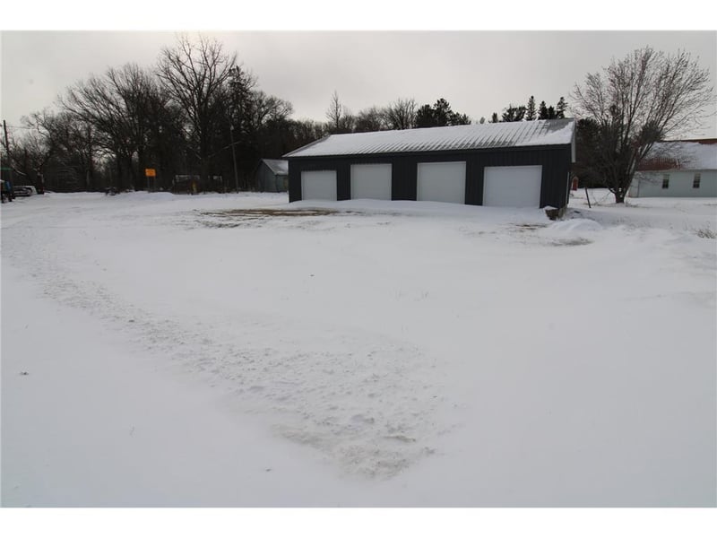 45025 Na Dr, Motley, MN 56466