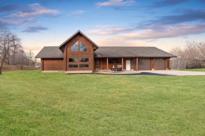 42748 Long Lake Rd, Ottertail, MN 56571