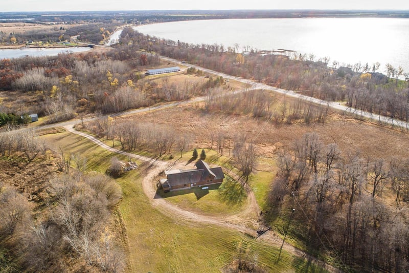 42748 Long Lake Rd, Ottertail, MN 56571