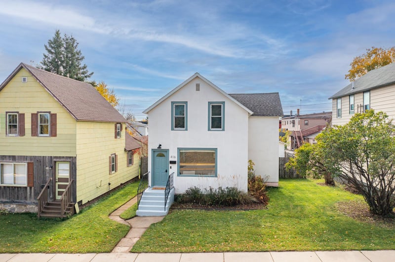 416 E Camp St, Ely, MN 55731