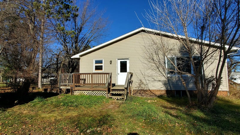 251 Lakin Ave SW, Kelliher, MN 56650