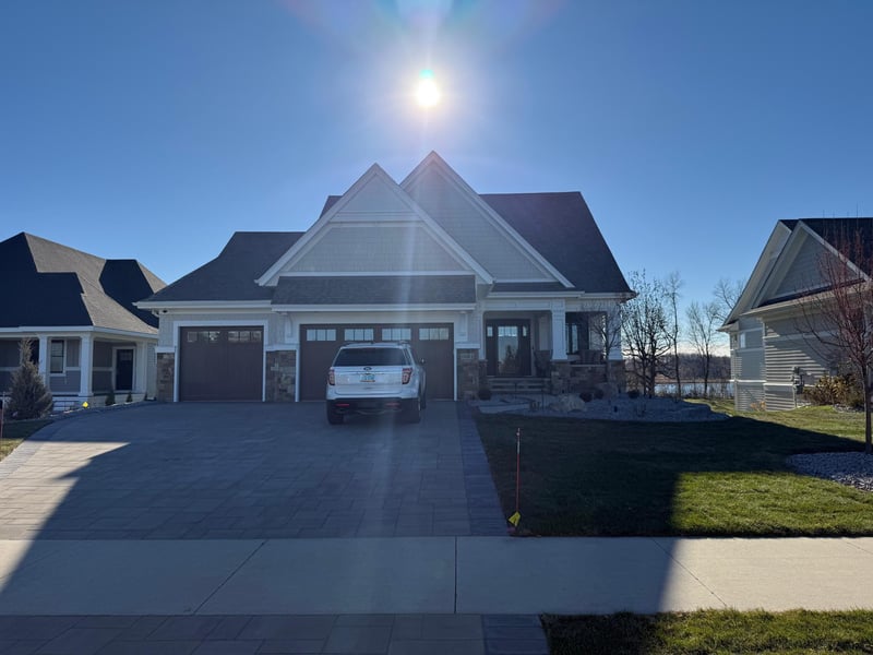 6081 Shoreview Pointe, Victoria, MN 55318