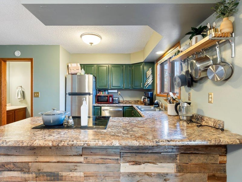 30316 N Spruce Dr, Breezy Point, MN 56472