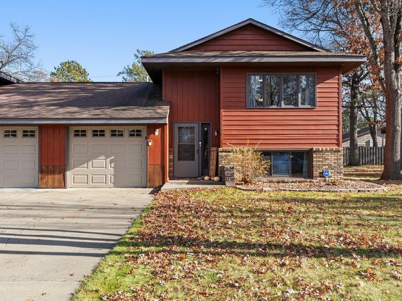 30316 N Spruce Dr, Breezy Point, MN 56472