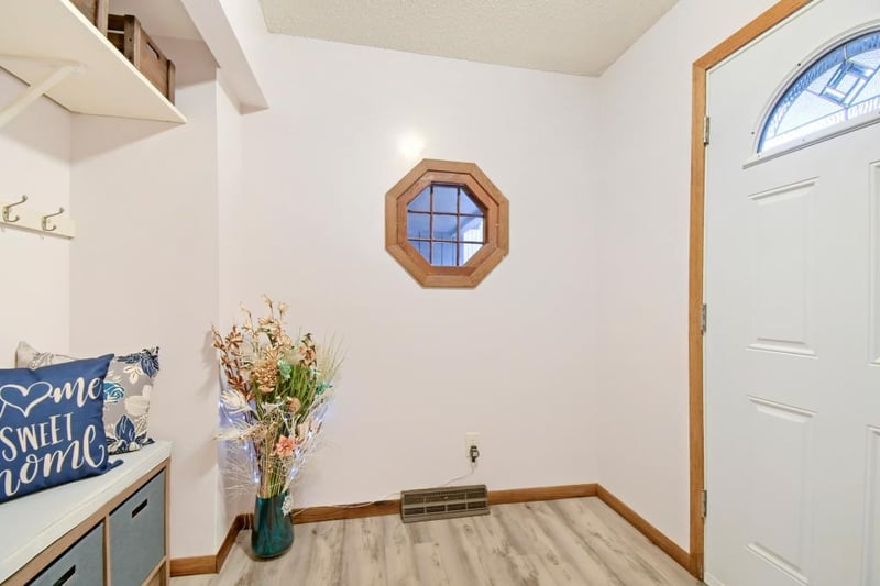 1540 S Timber Rg, Fridley, MN 55432