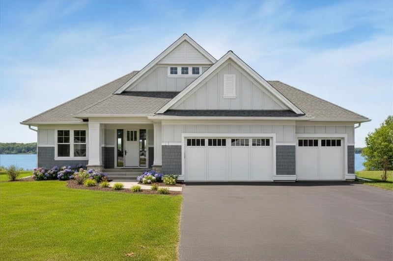 3921 White Oak Ln, Chanhassen, MN 55331