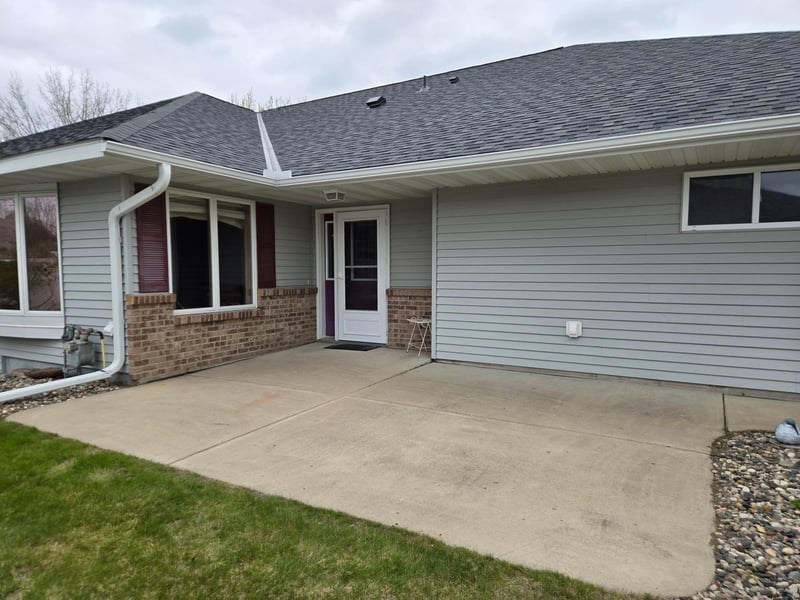 103 Sellards Ave, Dassel, MN 55325