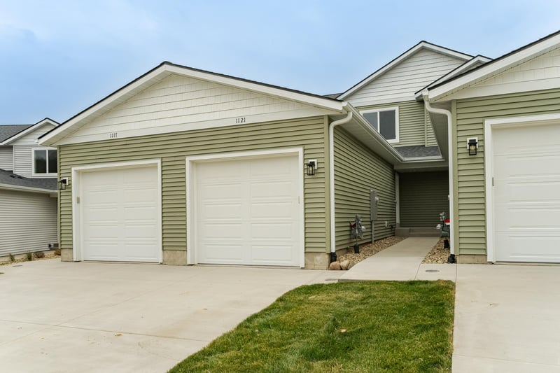 1121 Century Village Ln NE, Rochester, MN 55906
