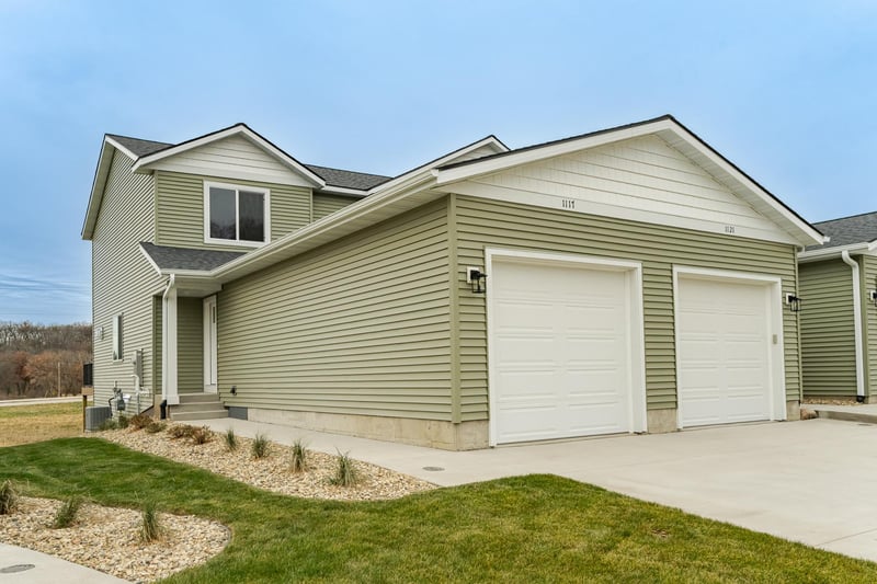1117 Century Village Ln NE, Rochester, MN 55906