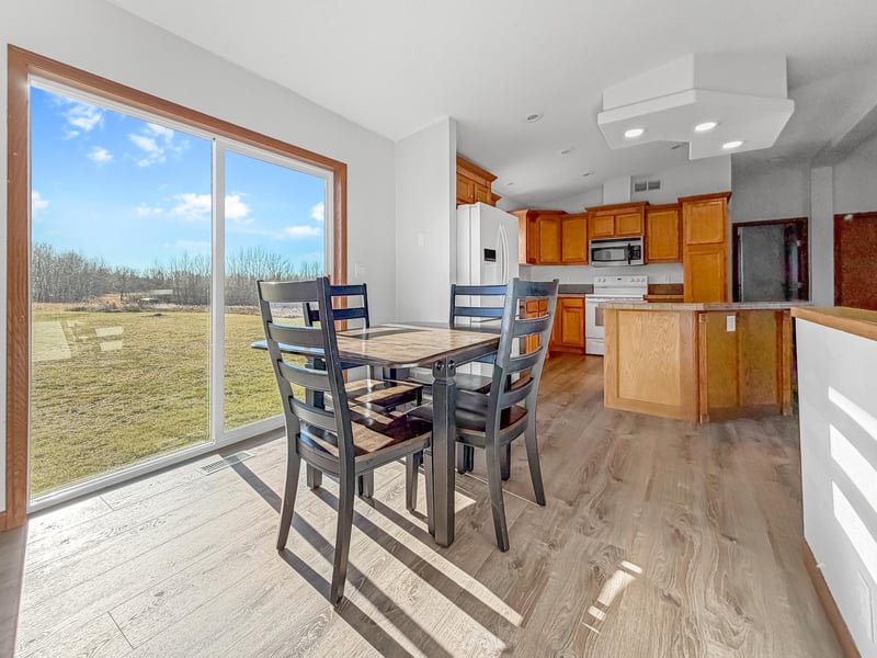 20589 Clover Rd, Clearbrook, MN 56634