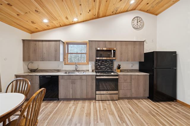67863 Topside Rd, Iron River, WI 54847