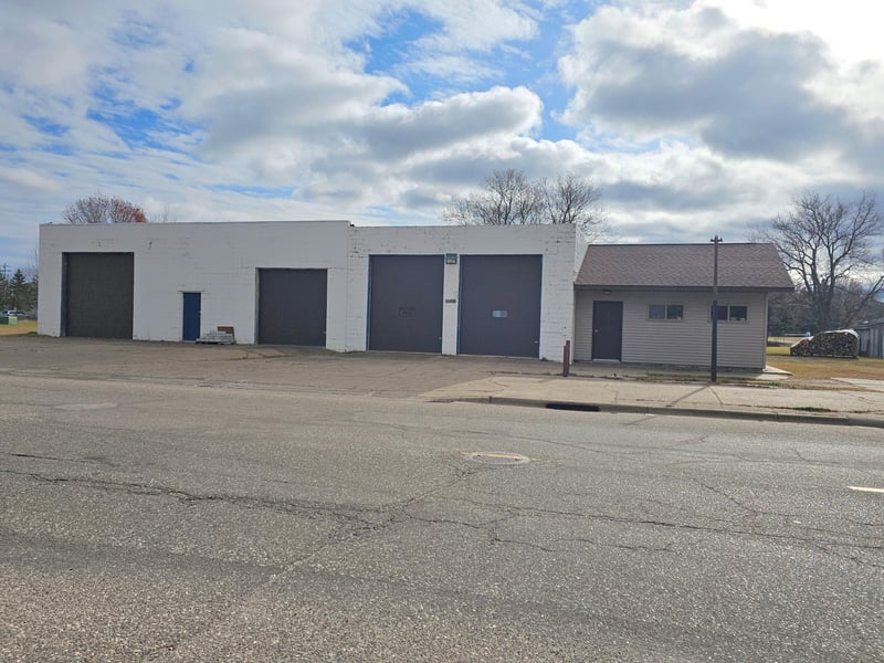 315 Main St W, Onamia, MN 56359