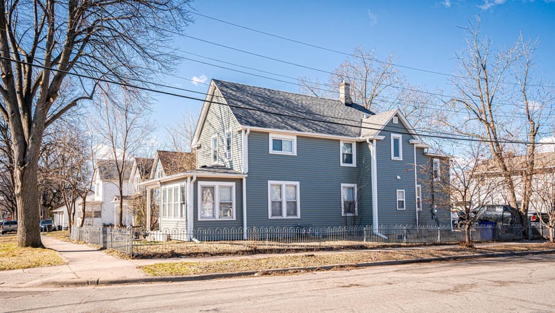 597 Virginia St, Saint Paul, MN 55103