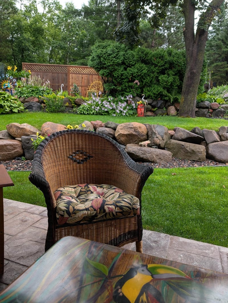 14144 Old Holt Ct, Lindstrom, MN 55045